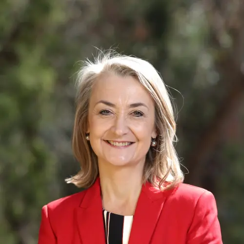 Prof. Linda Worrall-Carter